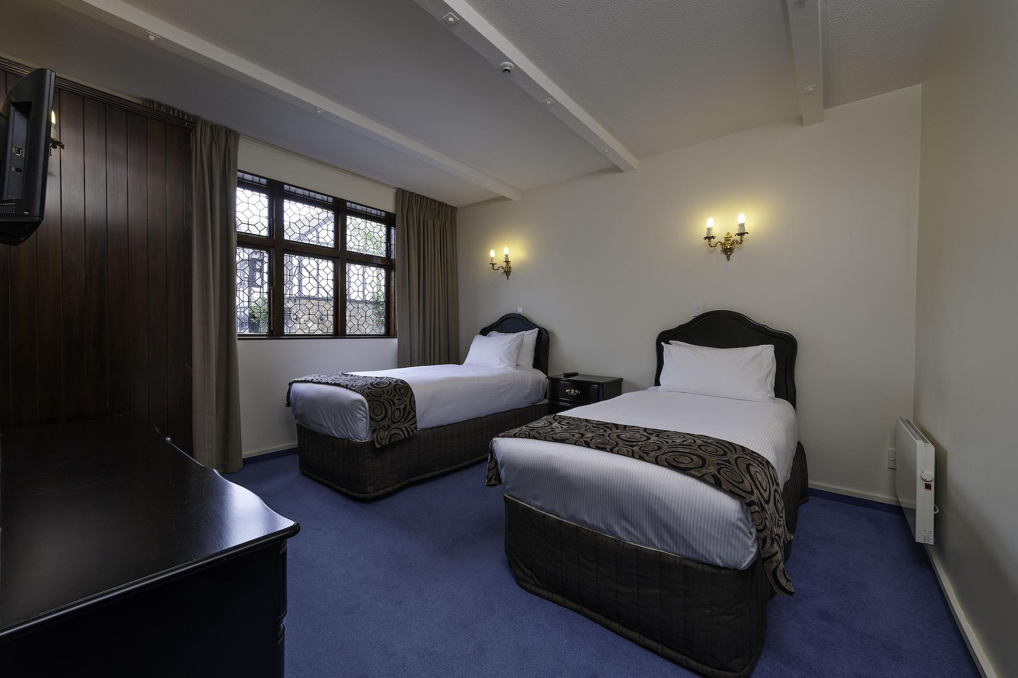 Scenic Cotswold Hotel